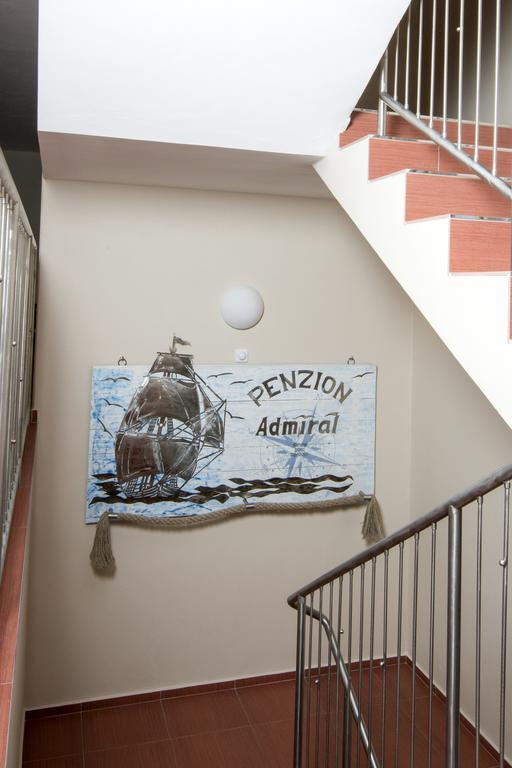 Penzion Admiral เชบอนย์ ภายนอก รูปภาพ